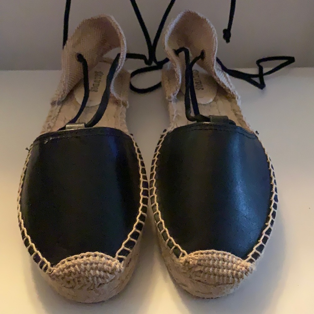NIB SOLUDOS GLADIATOR SANDALS